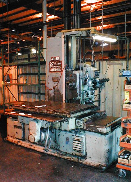 4" DEVLIEG 4B-60, 36 X 60 TABLE, 4" SPINDLE, 21-1000 RPM, NEWELL 2 AXIS DRO