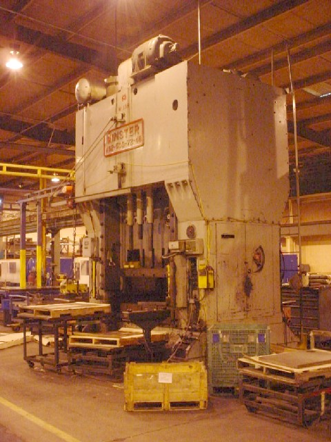 500 TON MINSTER, 48 X 72 BED, 40" WINDOWS, 26" SHUT HEIGHT, 6" STR, 30 SPM, 16" SLIDE ADJ.