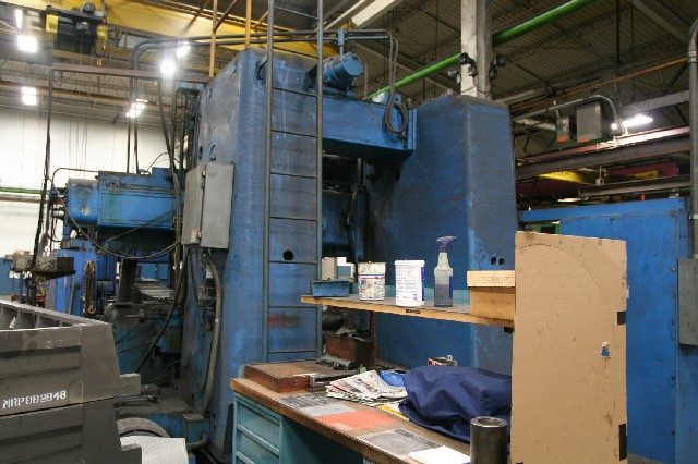 CIN. HYPRO 44 X 144 PLANER MILL, REBUILT 1980, 60" VERT., 4 MILLING HEADS, 20 HP