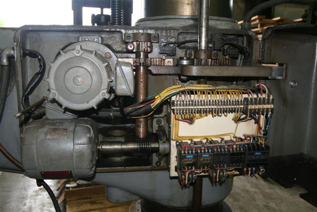 4' X 13" IKEDA MDL RM-1300, 1979, 5 HP, ,#5MT, PWR CLAMP, 1440 RPM, PWR ELEV,