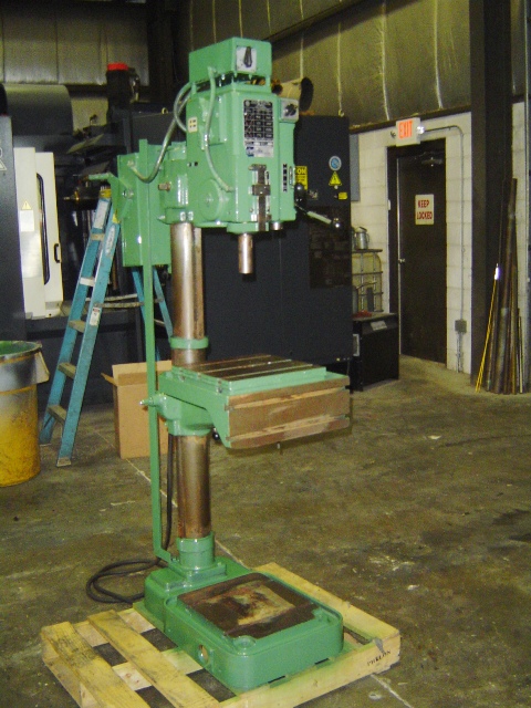 SOLBERGA GEARED HEAD DRILL PRESS, 14 X 14 TABLE, TAPPING, 4.5" STROKE, 120-1548 RPM