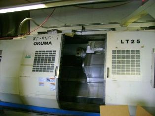 Okuma LT-25, 1999, 3500 RPM, OSP 7000L CNC, 2.75" BAR, 30 HP, 3500 RPM