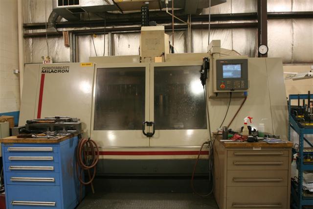 CINCINNATI SABRE 1500, 60"-X, 30"-Y, 32"-Z, 40 TAPER, 42 TOOLS, 8000 RPM, CHIP CONVEYOR, ACRAMATIC 2100 CTRL