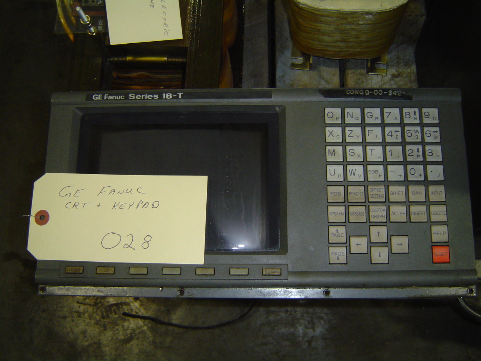 GENERAL ELECTRIC FANUC CRT AND KEYBOARD, TYPE D99CM-01A