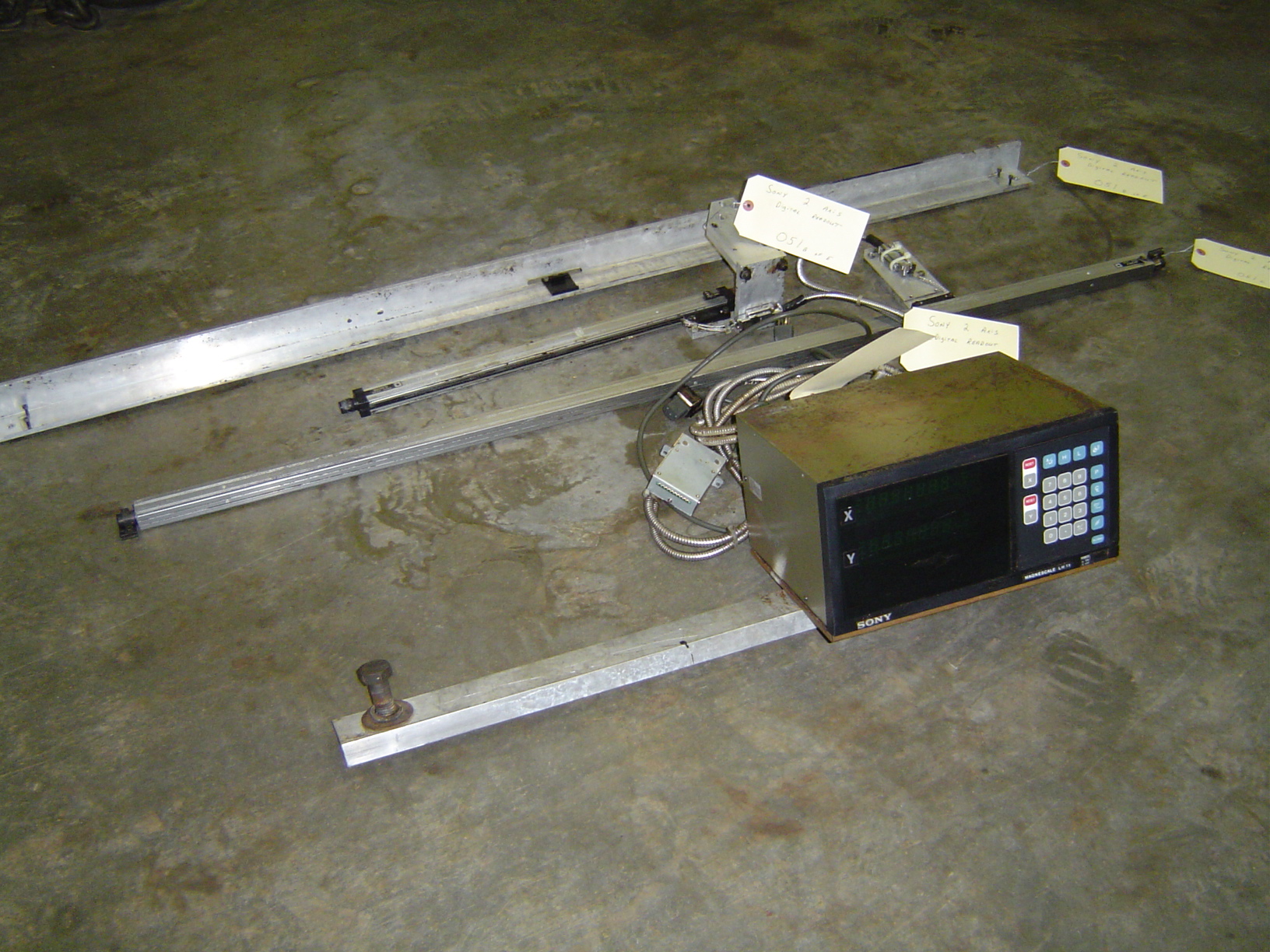 SONY 2 AXIS DIGITAL READOUT, MODEL MAGNASCALE  LH11-2R, 54" SCALE X AXIS, 20" SCALE Y AXIS