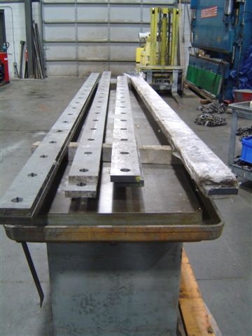 4" x 148" x 1" shear blades, 19 holes - 8" on center