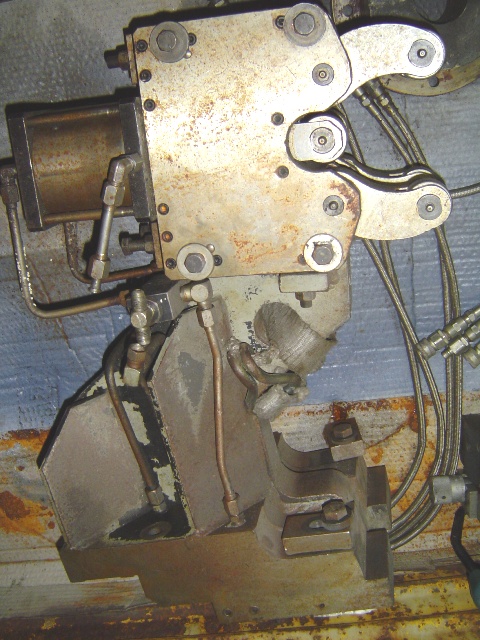 SMW OMNIREST MODEL EM 2.1, AUTO SELF CENTERING STEADY OR FOLLOW REST, CLAMPING RANGE .78"-3.93"