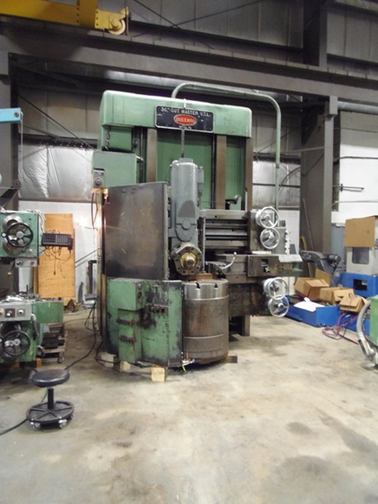 36 IN. BULLARD CUTMASTER VTL, 40HP, TURRET HEAD, SIDE HEAD, 10-375 RPM, 3 JAW CHUCK, 45" MAX SWING, 46" UNDER THE TURRET, 1958