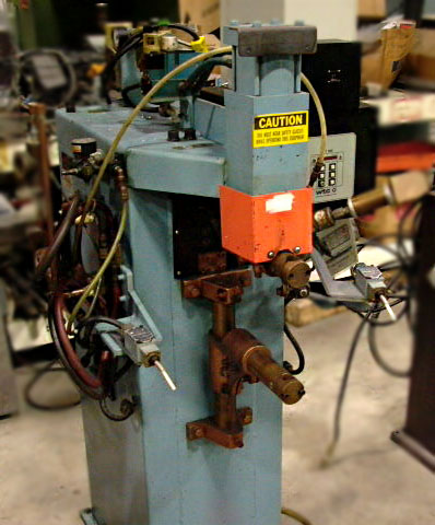 30 KVA BANNER SPOT WELDER, 12 " THROAT, WT 500 CONTROL