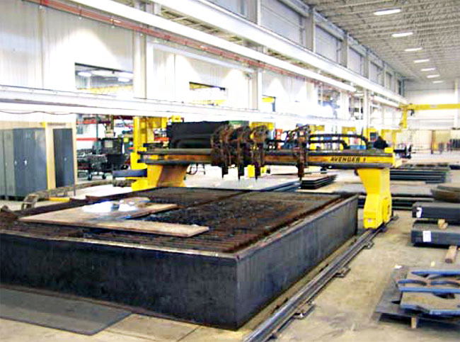 ESAB AVENGER 1-12, VISION PC CONTROL, 4 TORCHES, 153 IN. WIDTH, 30 FT. TRACK,