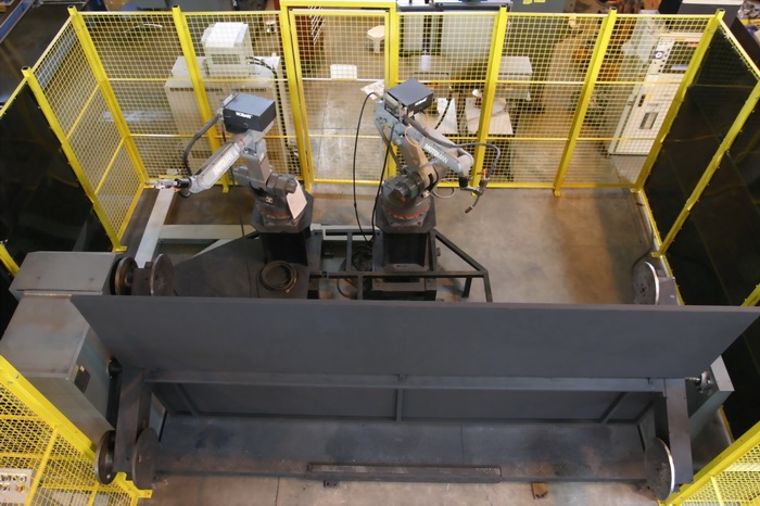 MOTOMAN DUAL ROBOT WELDING SYSTEM, SK6, MRC CONTROL