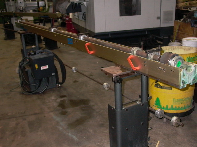 HARDINGE - SAMECA - HYDRODYNAMIC BAR FEED, 16 FT, 1 1/2 - 1/2 INCH DIA W/STAND