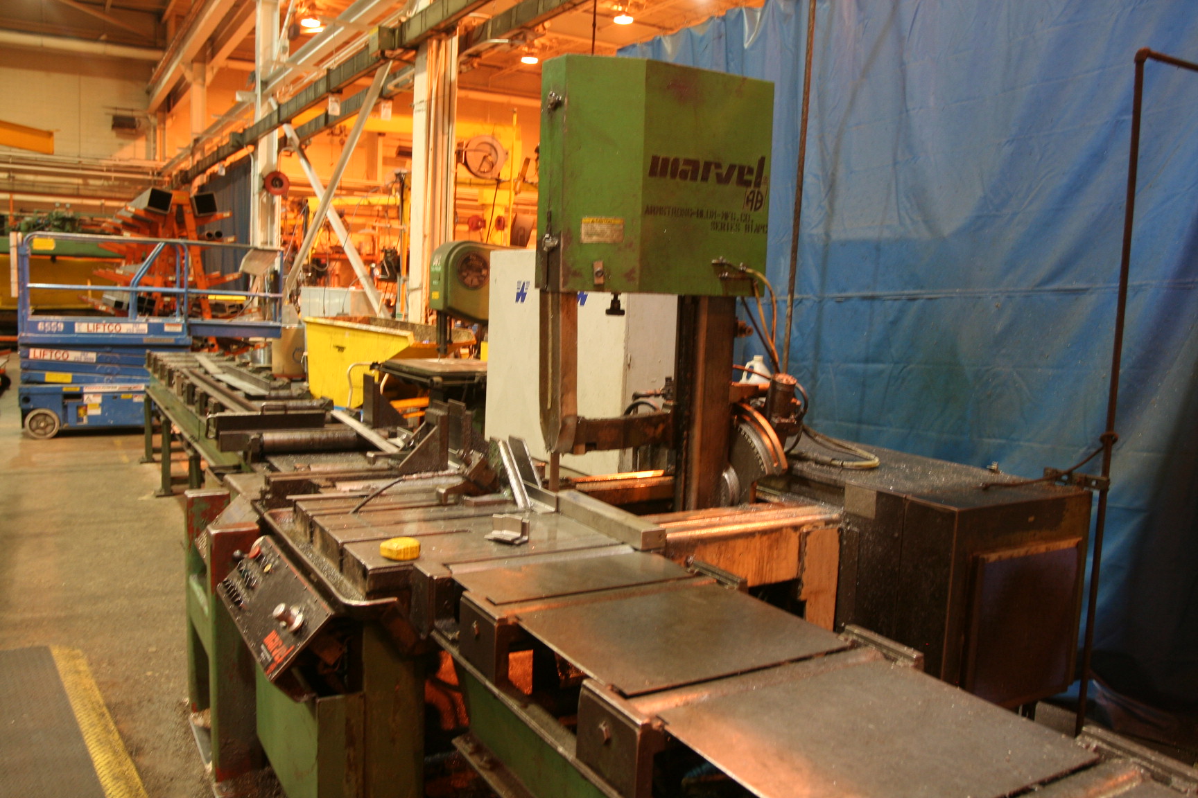 MARVEL 81A11PC CNC VERTICAL BANDSAW, 18 X 20 CAP., MITERING, 30' CONVEYORS, 1.25" BLADE, AUTOFEED, NEW 1997