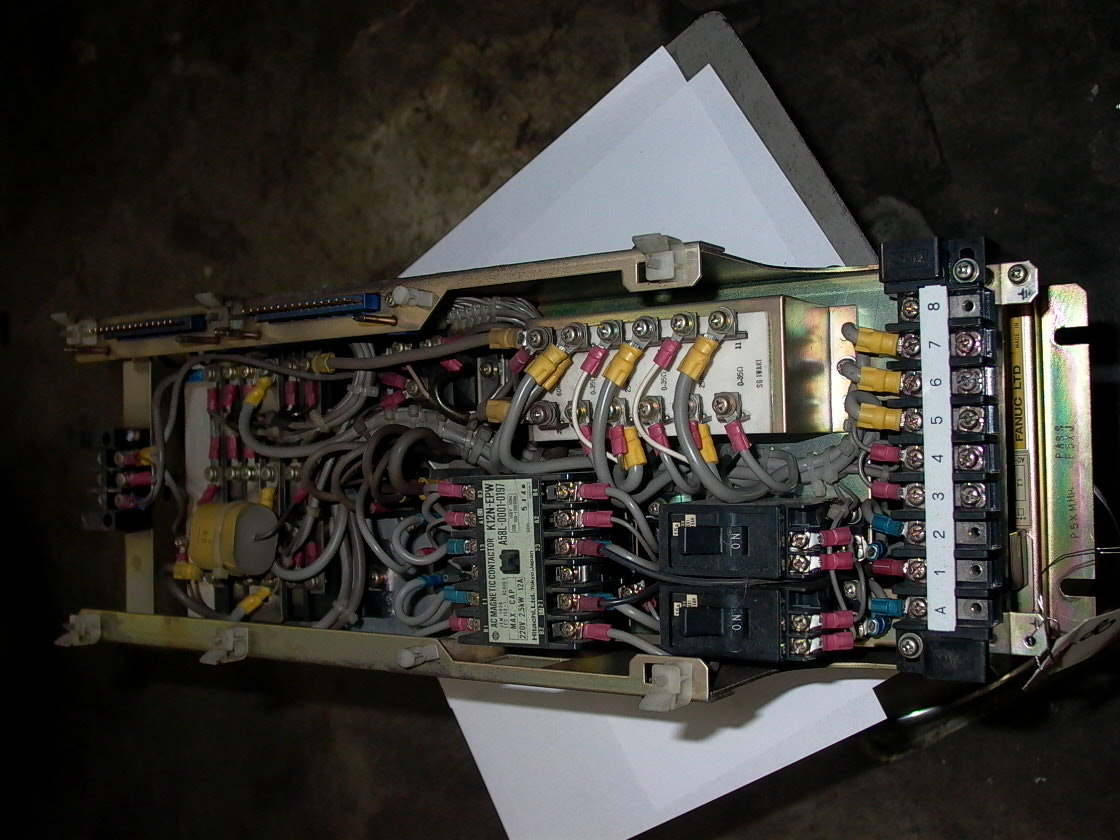 FANUC VELOCITY CONTROL UNIT SERVO UNIT AC 20/30, 20LBS