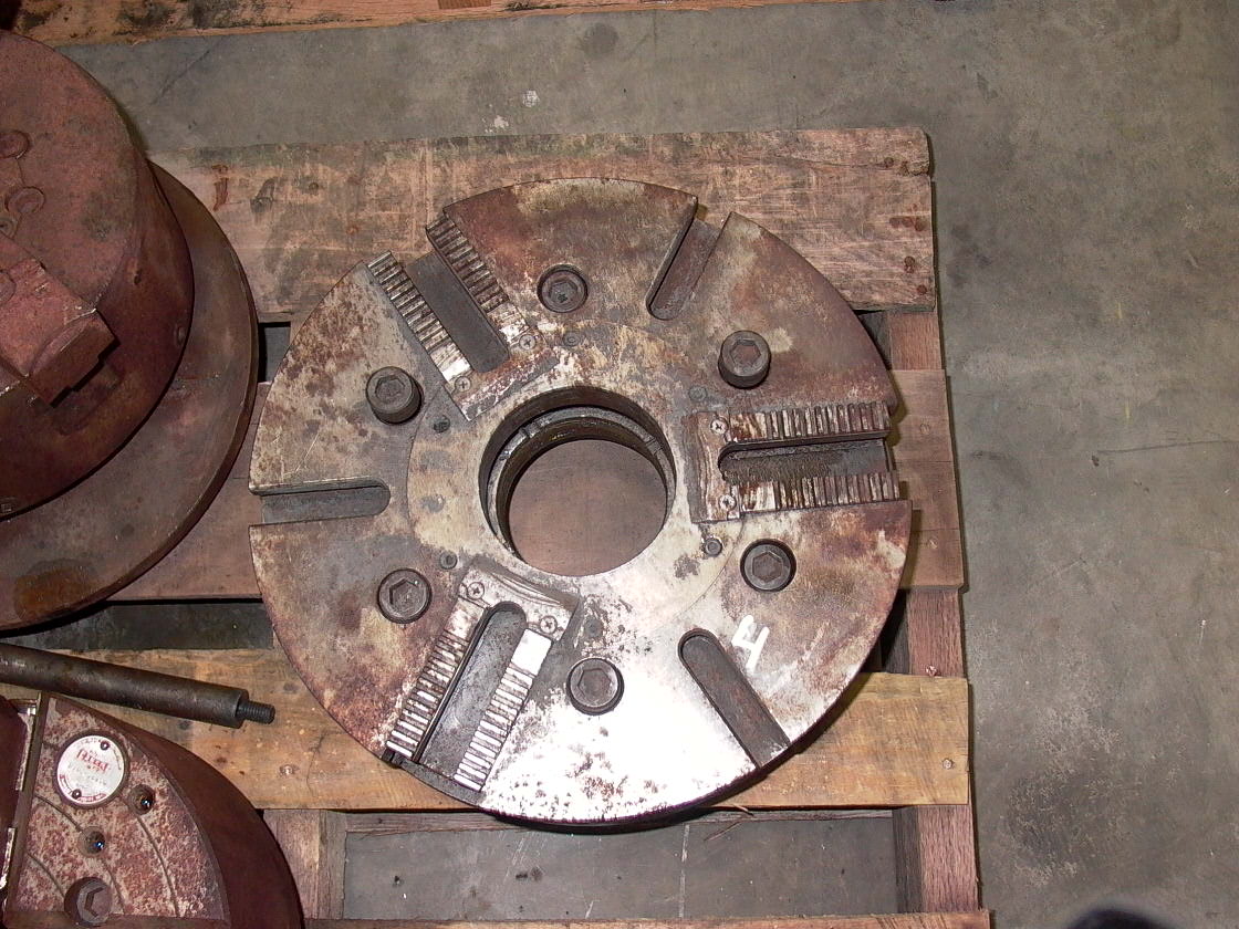 14" CUSHMAN 3 JAW POWER CHUCK, MODEL 817, 14", 4" HOLE, AND CUSHMAN HYDRAULIC ACTUATER, MDL 4D  
