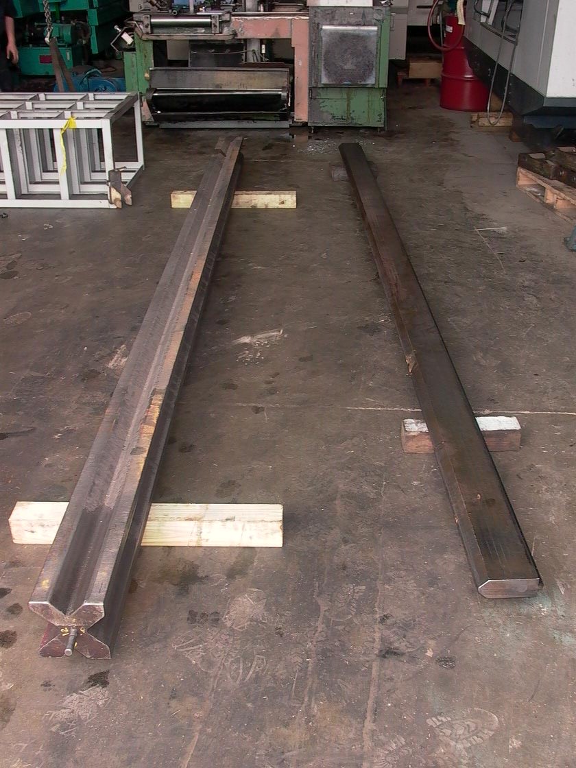 FOUR WAY PRESS BRAKE DIE SET, 16FT, 6.75" SQ, FEMALE AND MALE