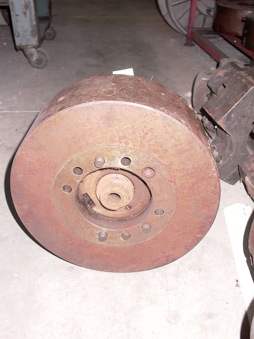 15 INCH SKINNER, 2 JAW CONTAINED CHUCK 