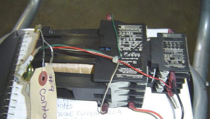 CONTACTOR OFF OF HAAS VF0, 5000 RPM, 600 VOLTS, 
