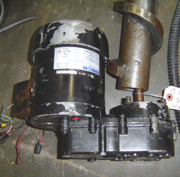 AC GEAR MOTOR WITH AUGER, CAME OFF OF HAAS VF0, 