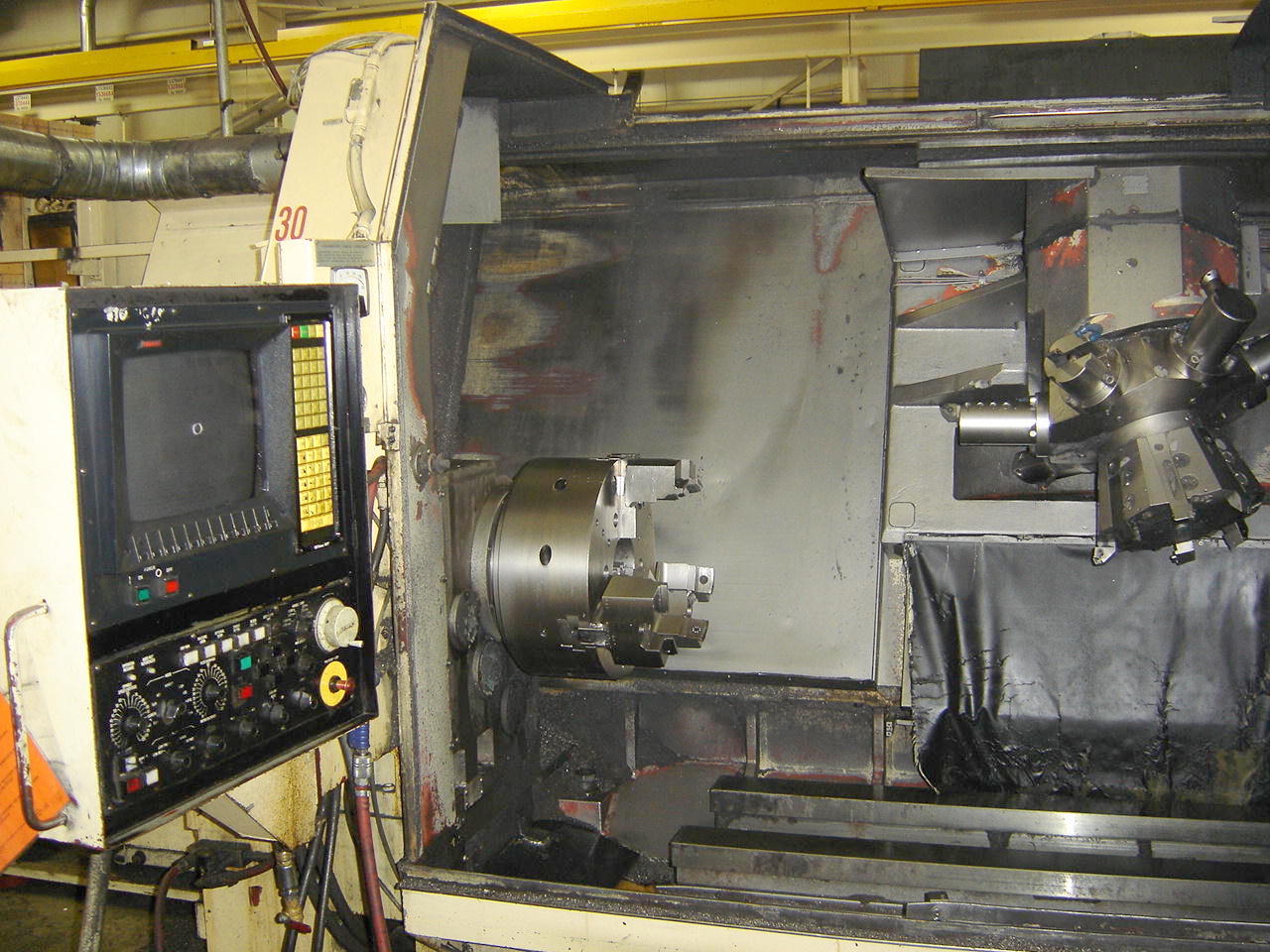 G & L 50U, 18" CHUCK, FANUC 10TF, 60 HP, 72" CENTERS, CHIP CONVEYOR
