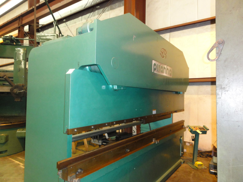 200 TON X 12' HYD, PIRANHA, 2001, 10'6" BET., 8" STR., GEN II PLUS 24" CNC BACK GAUGE, FLUSH FLOOR, BEAUTIFUL