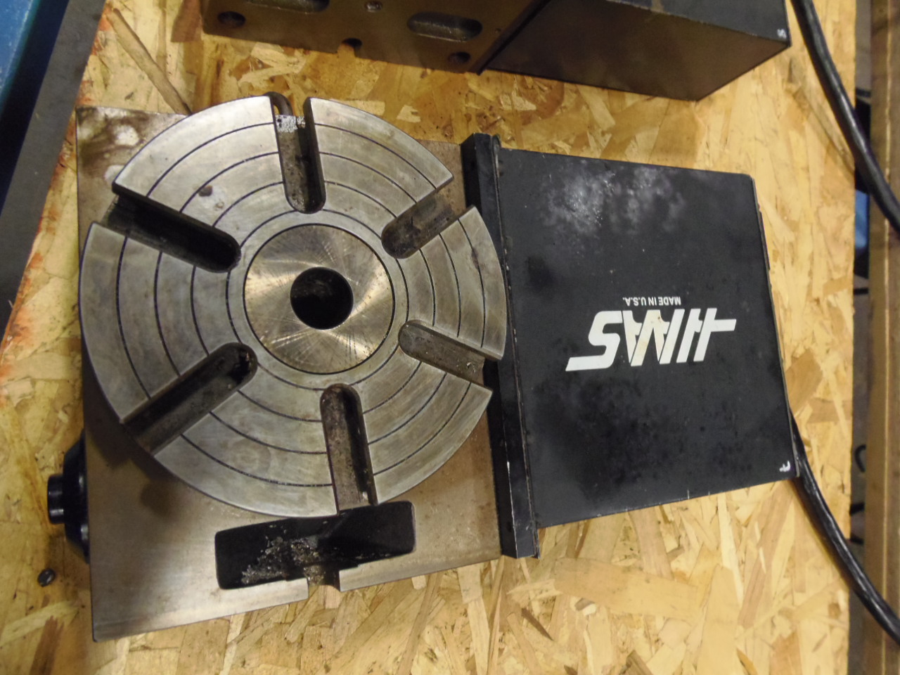 HAAS ROTARY TABLE - INDEXER - 7 INCH DIAMETER, MODEL HRT7, SCO CONTROL MODEL 5C, 1 INCH BORE