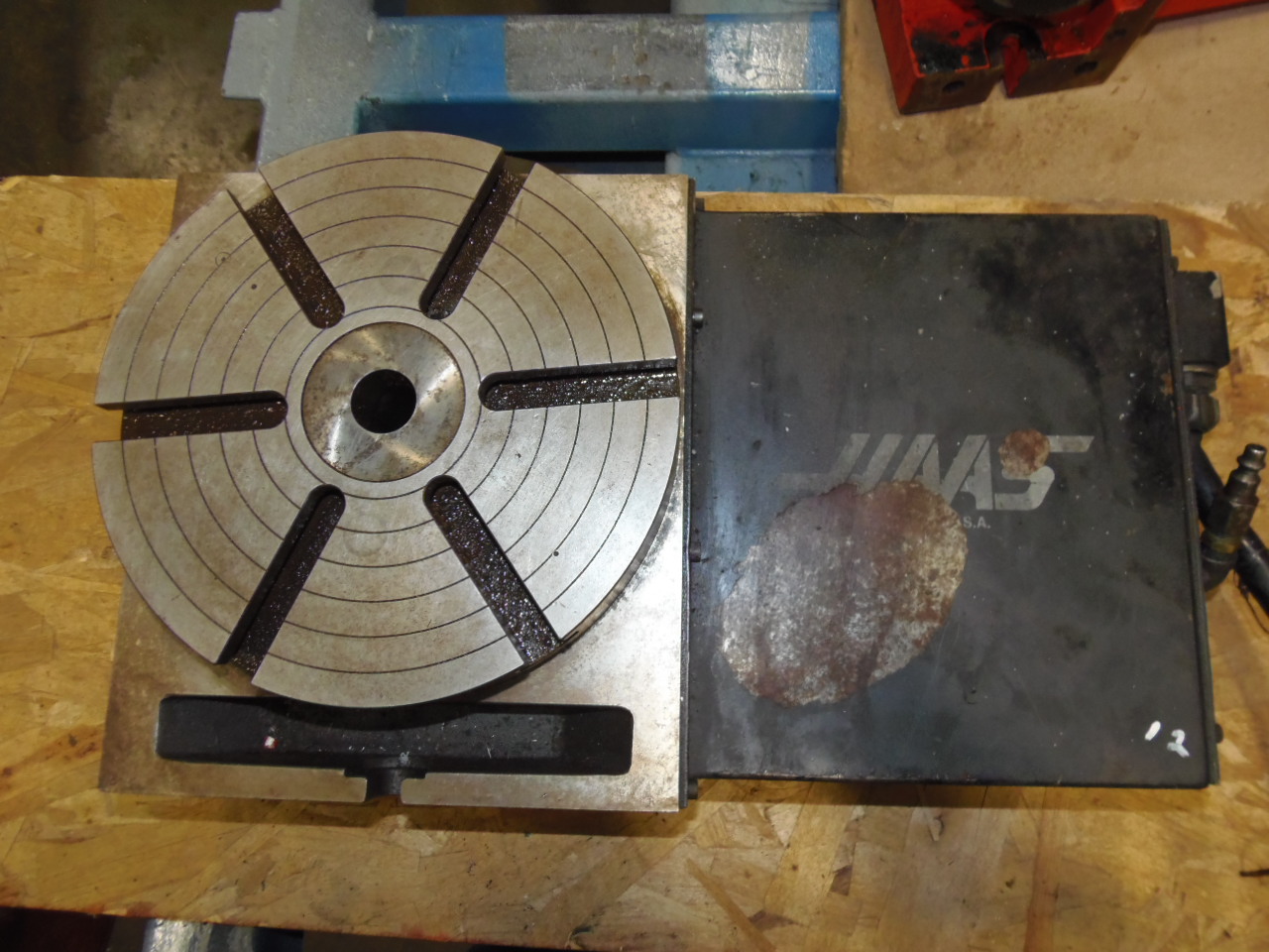 HAAS ROTARY TABLE - INDEXER - 9 INCH DIAMETER, MODEL HRT9, SCO CONTROL, 1 INCH BORE