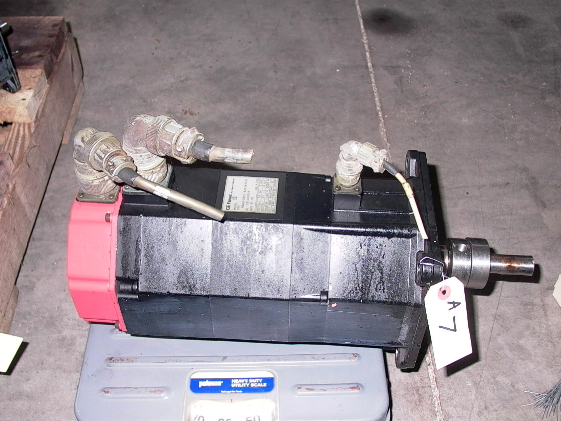GE FANUC RED CAP AC SERVO MOTOR, A06B-0501-B201 #7073, MODEL 10