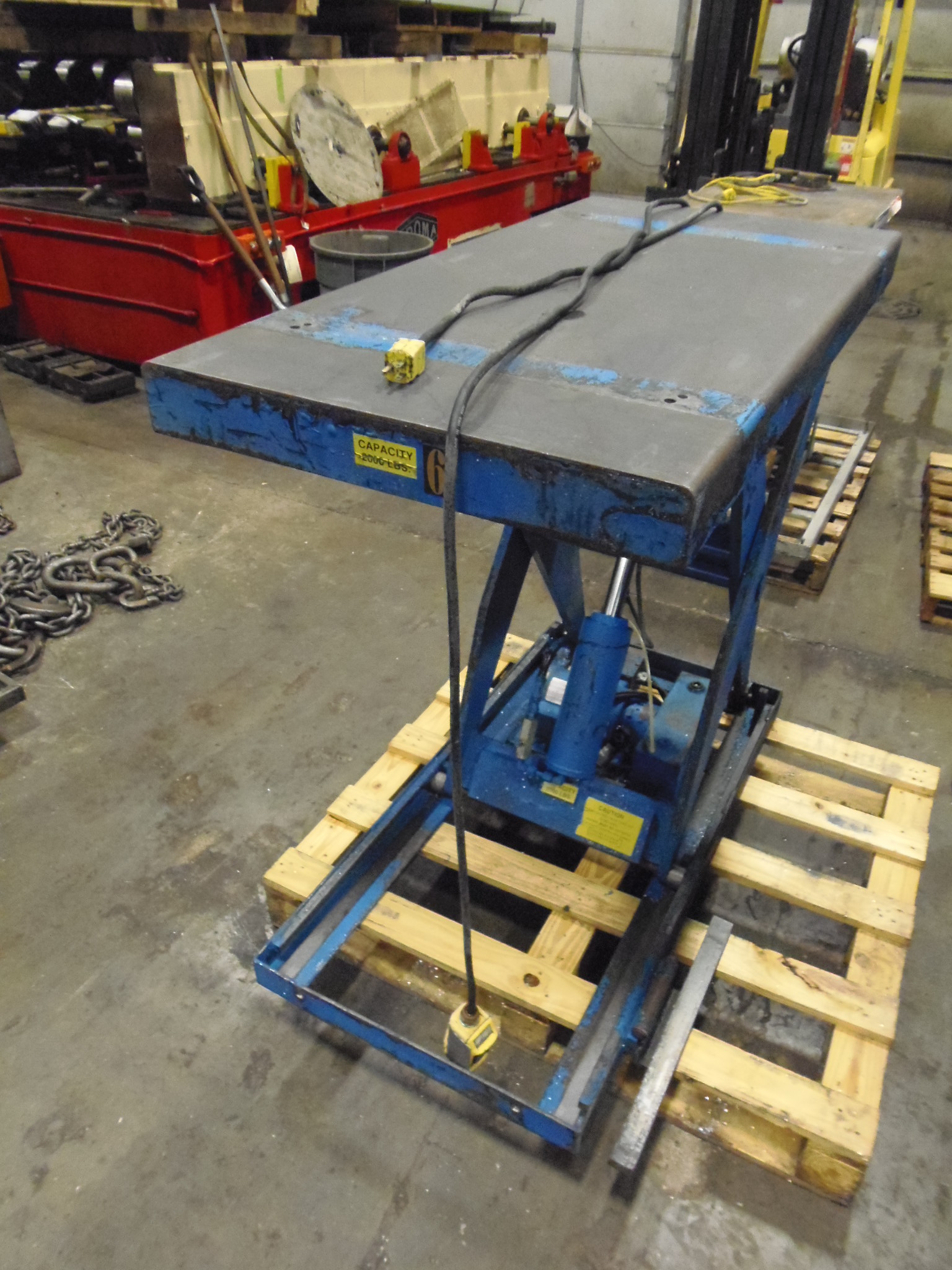 SOUTHWORTH LIFTING TABLE, LS2-36, 2000 LB CAPACITY, 24" x 48" TABLE, 43" LIFTING HEIGHT, 1994