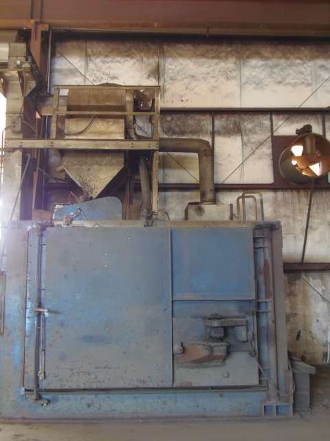 96" WHEELABRATOR, SWING TABLE, 1973, 52" HEIGHT, 10,000 CAPACITY, 2-20 HP M STYLE WHEELS