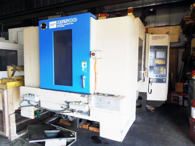 HITACHI SEIKI HS-500, 2001, SEICOS/FANUC 16M, 19.7" PALLETS, 26.7" TRVLS X,Y, AND Z, 12,000 RPM, THRU/FLOOD COOLANT, 60 ATC, CHIP CONVEYOR