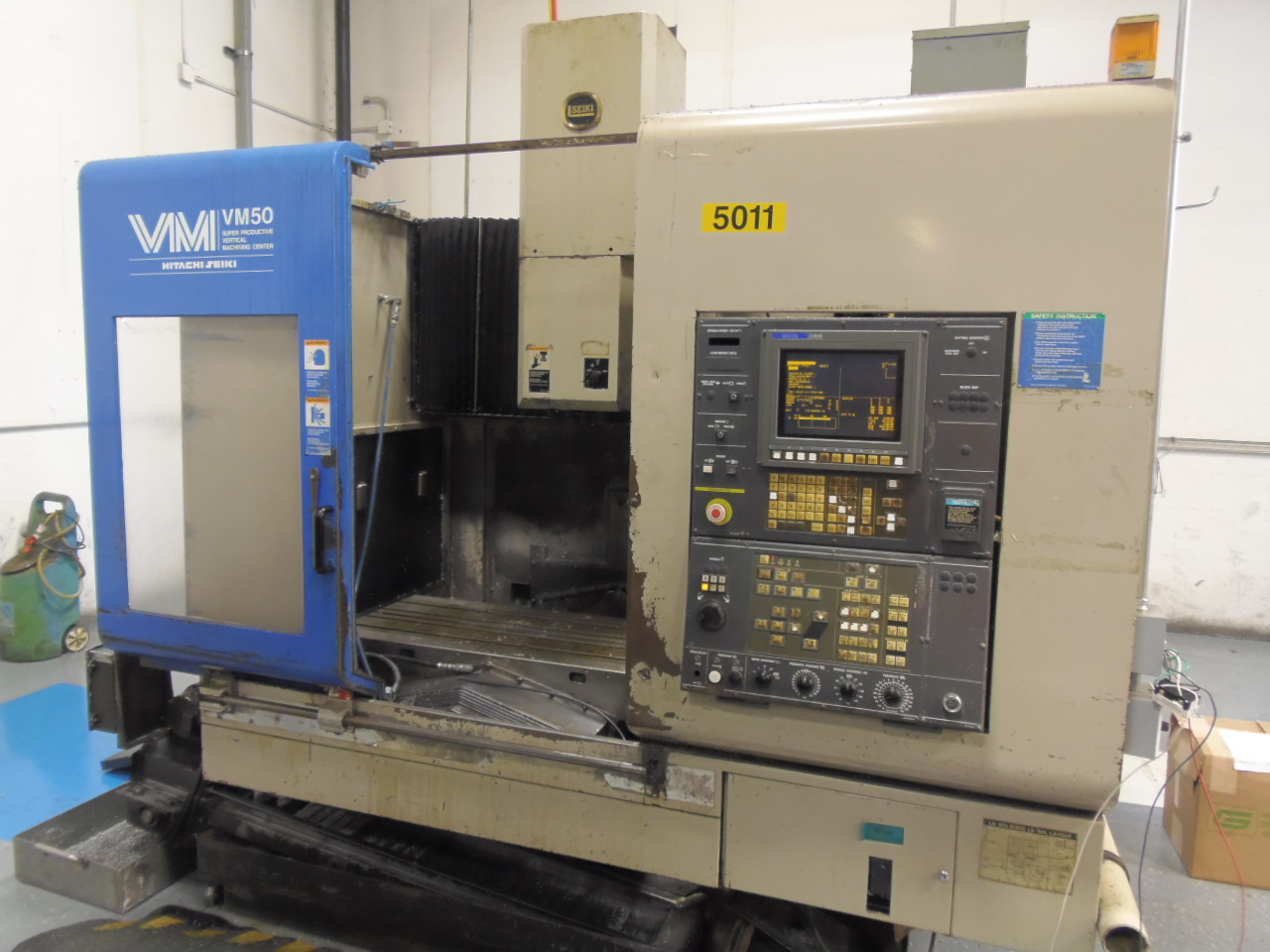 HITACHI SEIKI VM-50, 30 X 20 X 20, 44 X 20 TABLE, 12,000 RPM, 40 TAPER, 30 ATC, THRU SPINDLE COOLANT, 1997