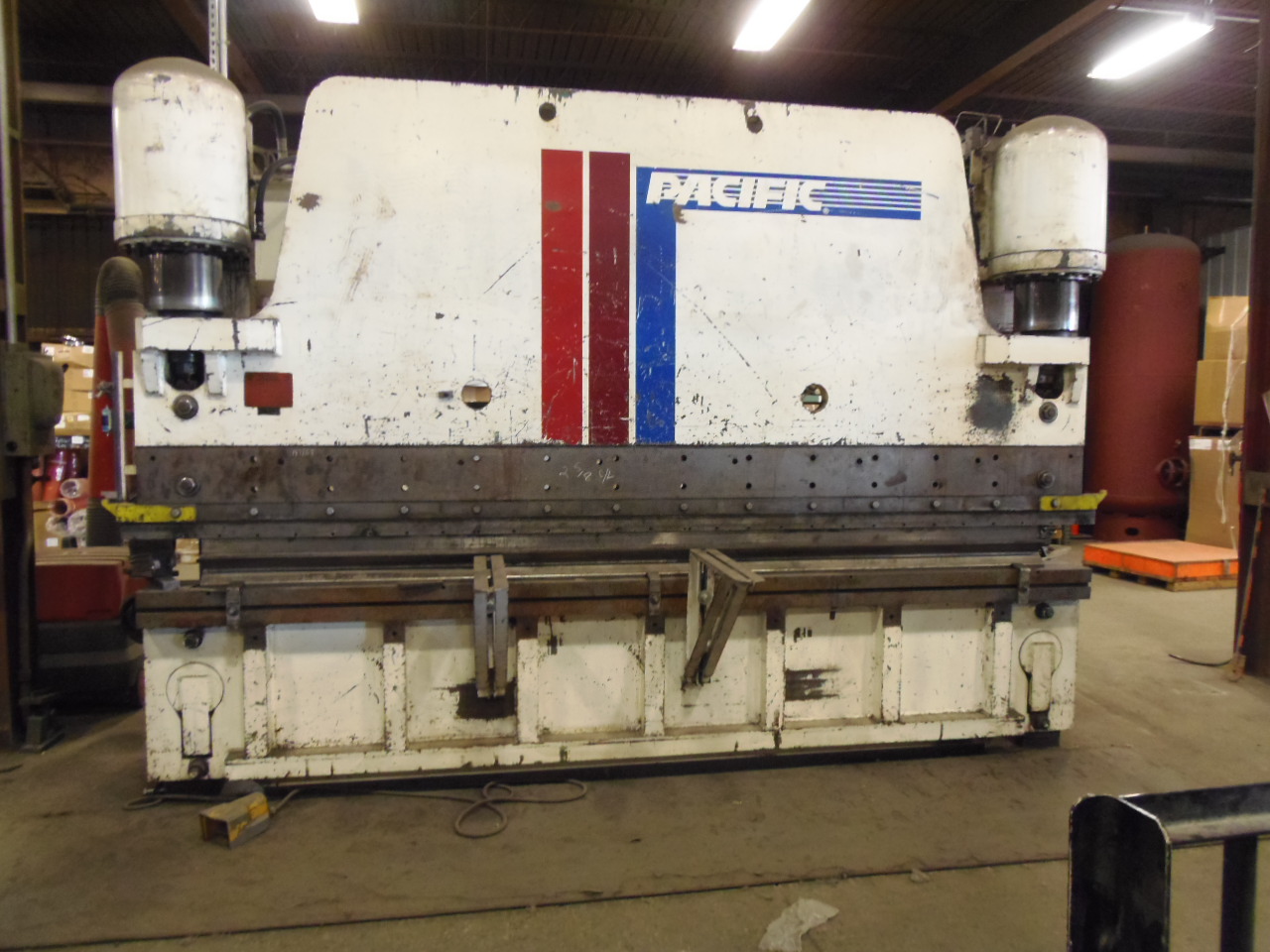 400 TON  PACIFIC, MODEL 400-14 HYDRAULIC PRESS BRAKE