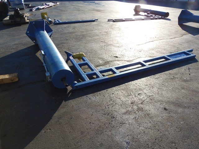 500 LB.  GORBEL, 13" DIAMETER POST, 8' HEIGHT, FLOOR MOUNT, 8' SPAN, ELECTRIC CHAIN HOIST