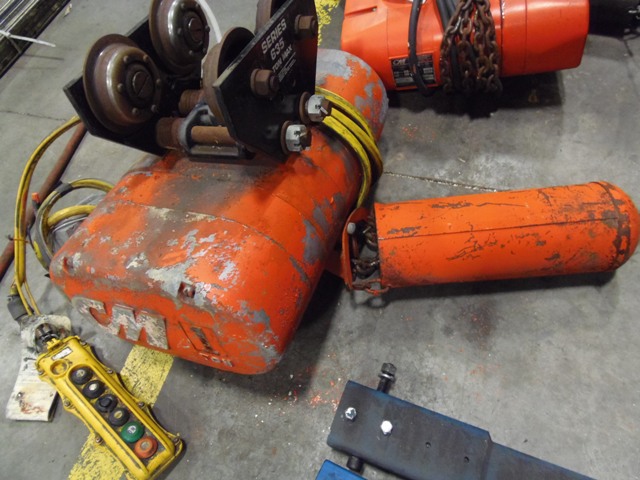 1 TON, LODESTAR CM ELECTRIC CHAIN HOIST, MODEL "L", 16' LIFT, PENDANT CONTROL