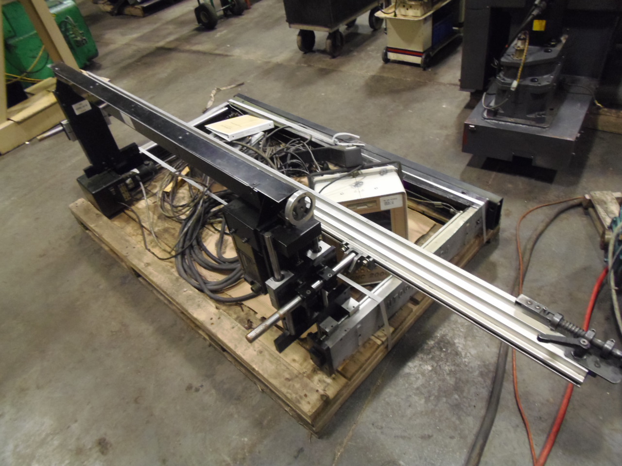 AUTOMEC CNC BACK GUAGE,  AUTOGAUGE G24 HD 3 AXIS, CNC 2000 CONTROL