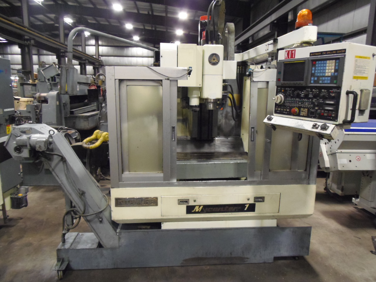 KITAMURA MYCENTER 1, 14" x 30" TBL, X-20", Y-14", Z-16", NT #35 TAPER, FANUC OM CTRL