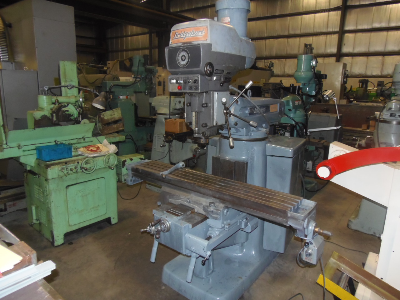BRIDGEPORT SERIES II VERTICAL MILL, 4 HP, 11 X 58 INCH TABLE, POWER FEED ON X, VARIABLE SPEED.