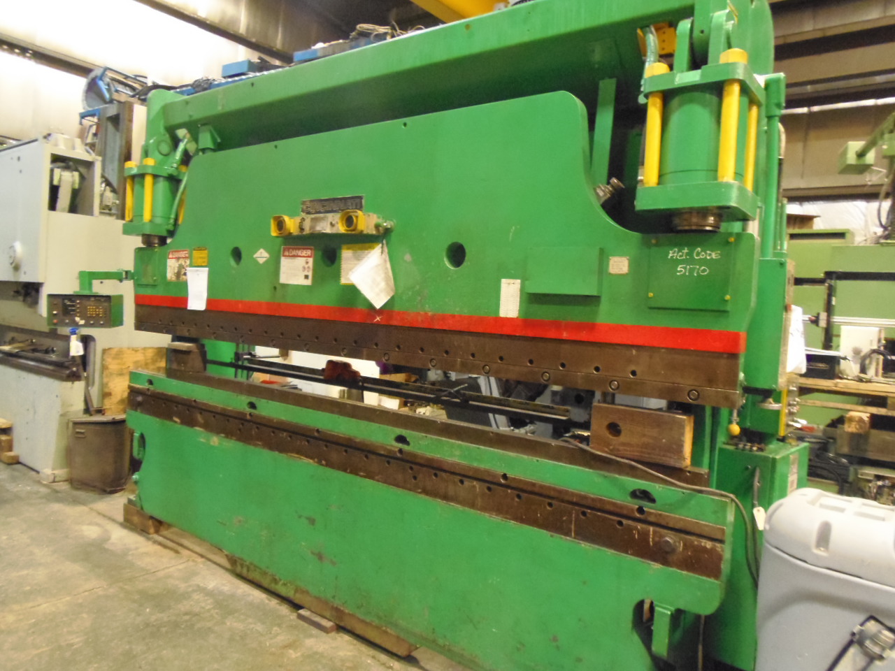 175 TON CINCINNATI, 175 CB, 14' OA, 12'6" BET., HURCO AUTOBEND IV CNC CONTROL, REBUILT PUMP & BACKGAGE, 1979