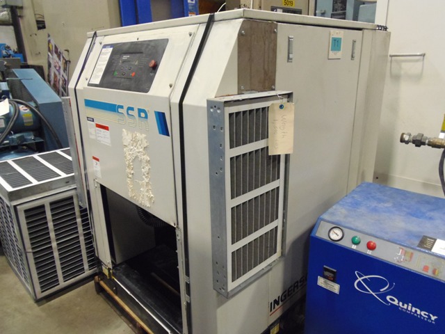 117 CFM, 125 PSI, INGERSOLL RAND SSR-EP30 SE, 30 HP, ROTARY SCREW, W/ QUINCY AIR DRYER,2010