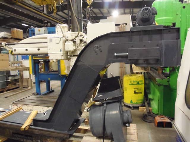 HAKUSAN CHIP CONVEYOR, O.A. WIDTH 19", CONVEYOR WIDTH 10.5", CONVEYOR LENGTH 9'6", DISCHARGE CHUTE 48", 2002 