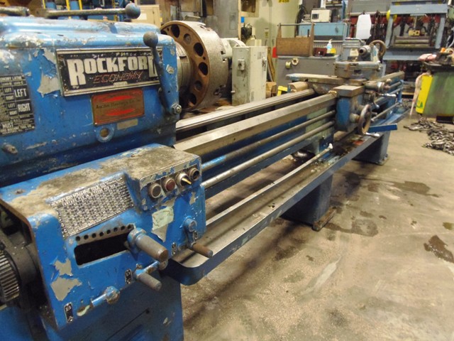 19" x 103",  ROCKFORD, 32-804 RPM, IN THREADING, TRAV A DIAL, 12" 4 JAW