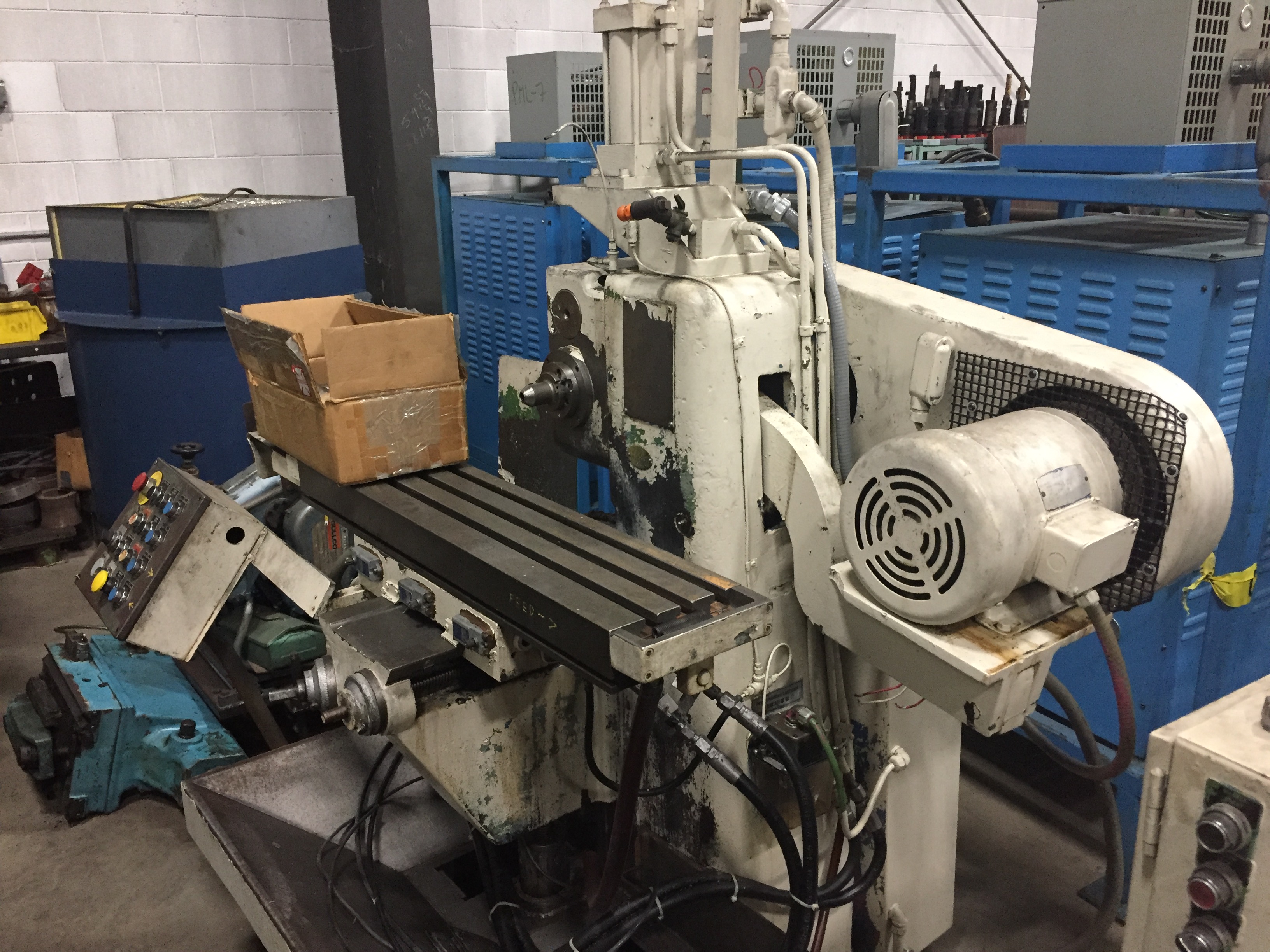 2 BURKE, HYD. RISE/FALL, 40 TAPER, 5" VERT., COOLANT, 8" X 36" TABLE