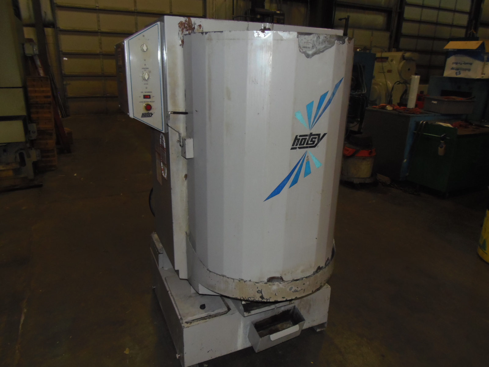28" x 36" HOTSY PARTS WASHER MODEL 7630, 1000 LB. CAP, 2000