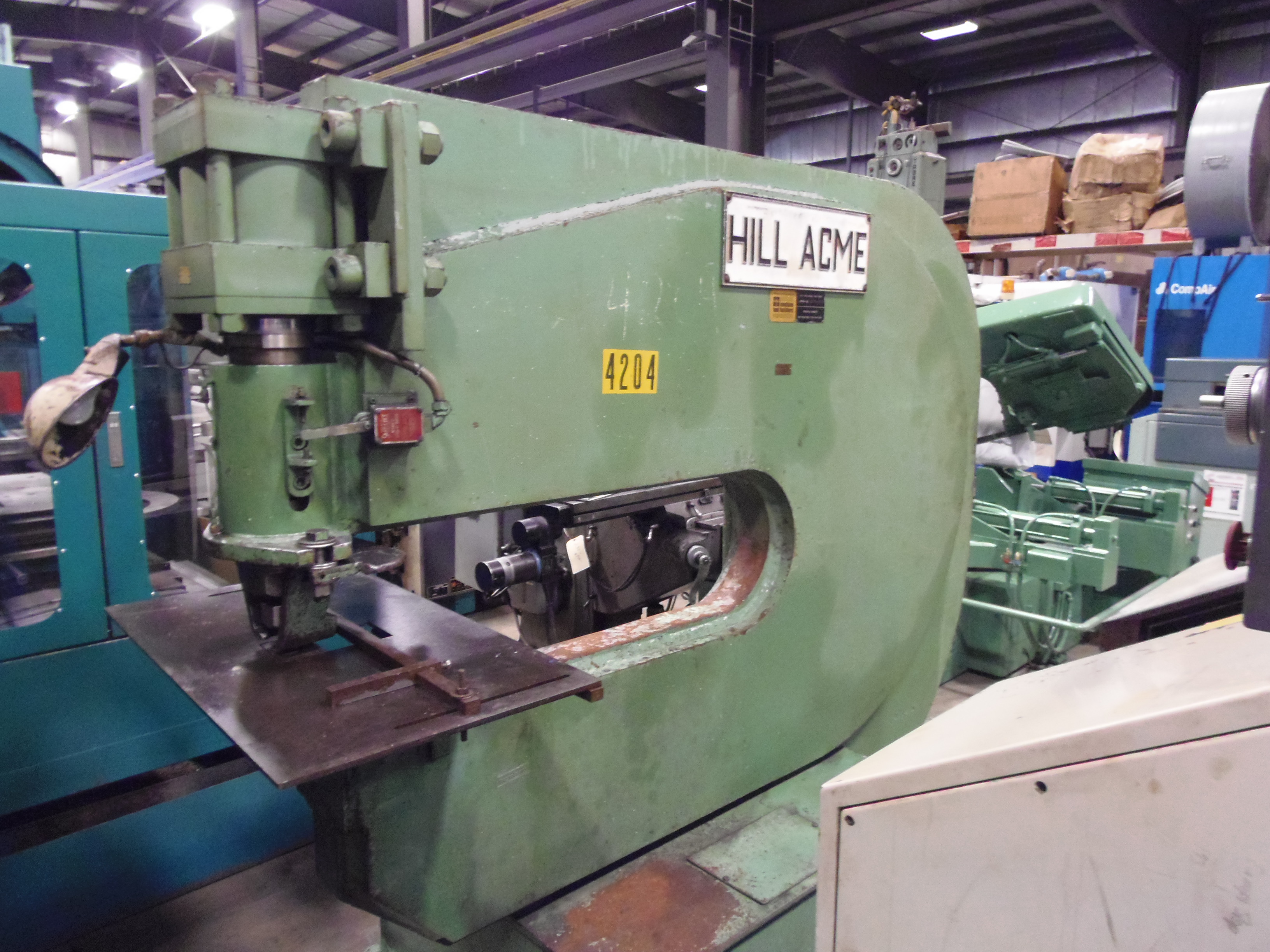 58 TON, 48" THROAT, HILL ACME MODEL 4, 10 HP HYD., FOOT SWITCH, TRABON LUBE