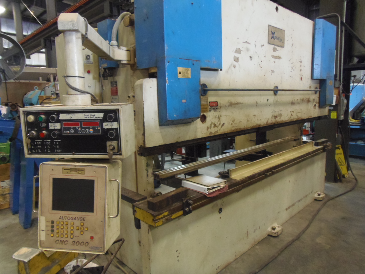 220 TON X 12' DURMA, CNC HYDRAULIC PRESS BRAKE, 10' 6" BTWN HOUSINGS, 7.5" STROKE, AUTOGAUGE CNC 2000, 1998