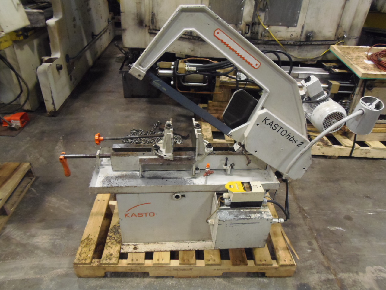9.5" x 9.5" KASTO, SEMI AUTOMATIC HACK SAW, MODEL HBS 2, 19" BLADE, 2003