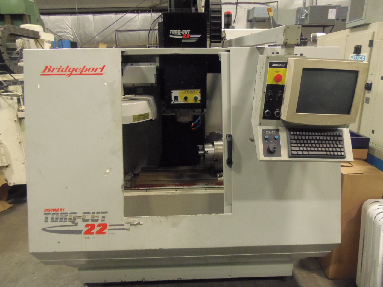 BRIDGEPORT TORQ CUT 22, DX32 CONTROL, ROTARY TABLE, 22 X 16 X 20 TRAVELS, 22 ATC, 6000 RPM