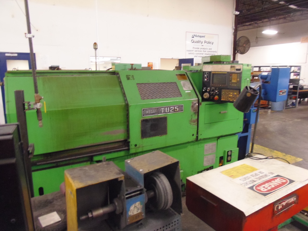 IKEGAI TUE-25, 10" HYD. CHUCK, FANUC 0T CTRL, CHIP, TAILSTOCK, 32" CTRS, 