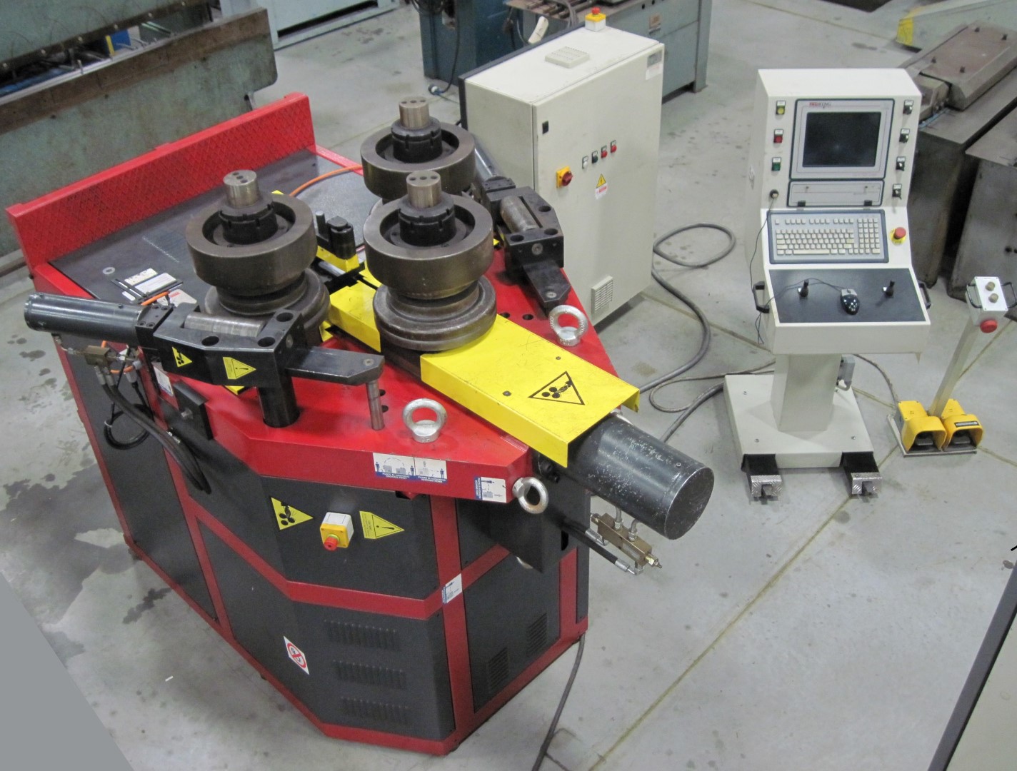 TAURING CNC ANGLE ROLL, MODEL DELTA 100, 12.4" ROLL DIAMETER, TAURING CNC 8 CONTROL, 2007